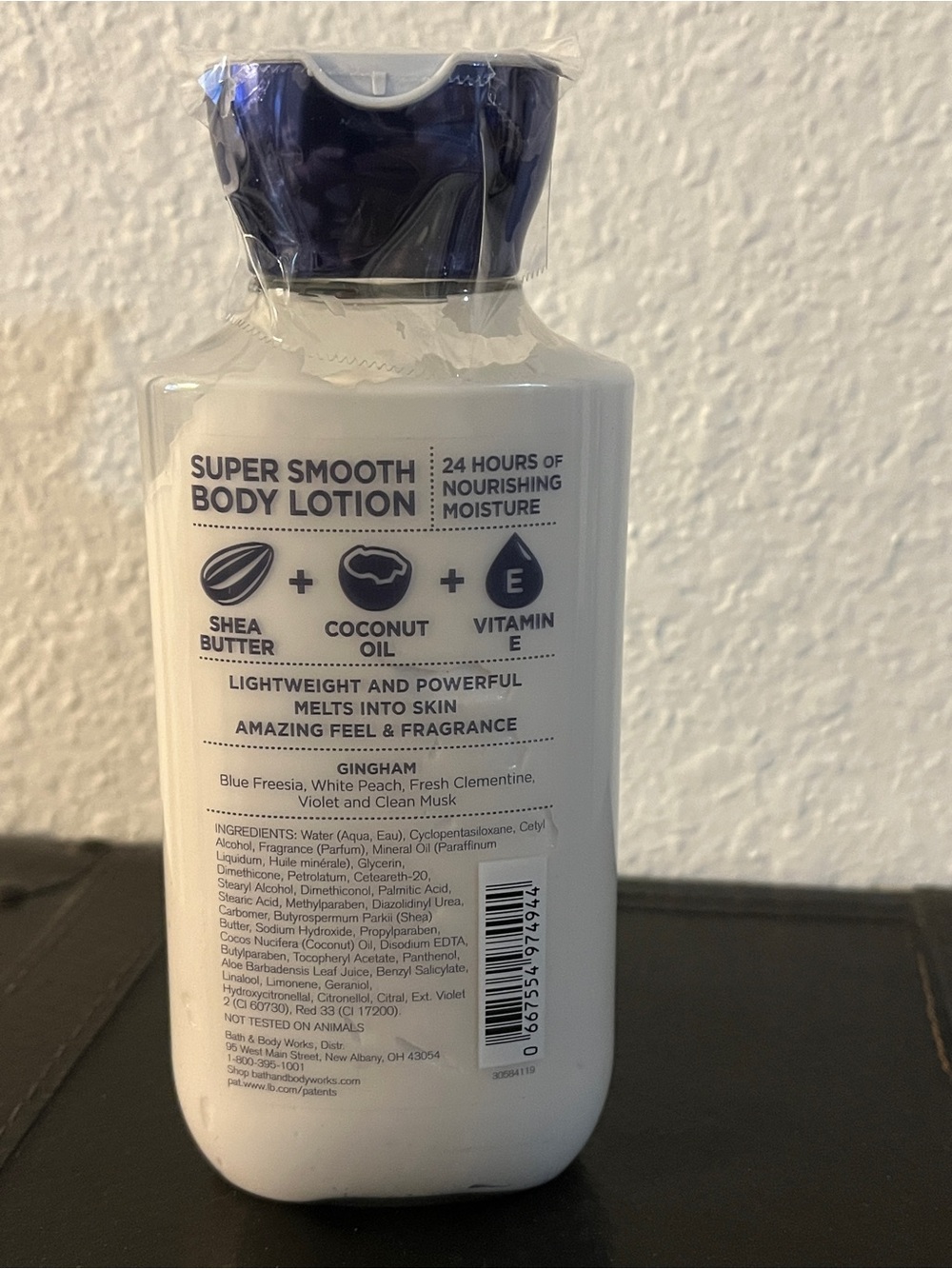 Bath & Body Works Gingham Moisturizing Body Lotion - Blue - Picture 2 of 3